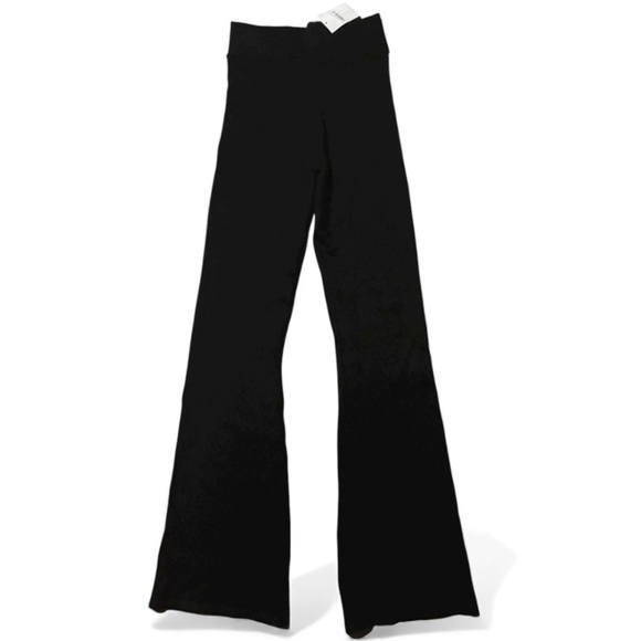 Forever 21 Ribbed Flare Leggings NWT - Picture 1 of 3